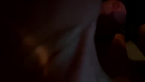 Snapshot of j_reyes24 chatting on 12.31.24 j_reyes24 online show from 12.31.24