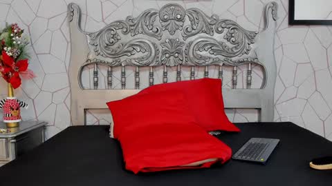 Snapshot of jackmacson chatting on 12.04.24 jackmacson online show from 12.04.24