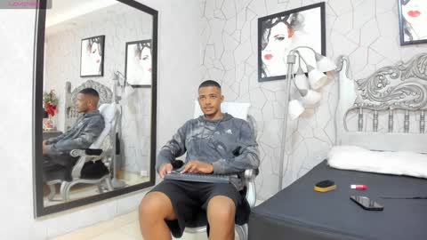 Snapshot of jackmacson chatting on 01.07.25 jackmacson online show from 01.07.25