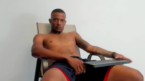 Snapshot of jackmacson chatting on 10.09.25 jackmacson online show from 10.09.25