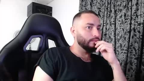 Snapshot of jacobkingd chatting on 02.08.25 jacobkingd online show from 02.08.25