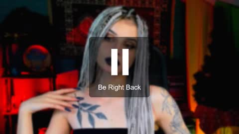 Snapshot of jade_castle chatting on 12.24.24 jade_castle online show from 12.24.24