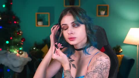 Snapshot of jade_castle chatting on 12.29.24 jade_castle online show from 12.29.24