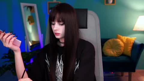 Snapshot of jade_castle chatting on 02.23.25 jade_castle online show from 02.23.25