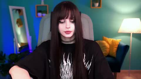 Snapshot of jade_castle chatting on 02.23.25 jade_castle online show from 02.23.25