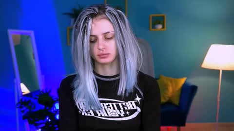 Snapshot of jade_castle chatting on 11.05.25 jade_castle online show from 11.05.25