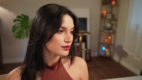 Jade online show from 01.31.25