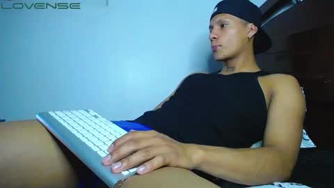 Snapshot of jahn_ashford1 chatting on 12.14.24 jahn_ashford1 online show from 12.14.24