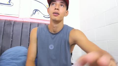 Snapshot of jake_shadow14 chatting on 02.04.25 Hi guys im new 3 online show from 02.04.25