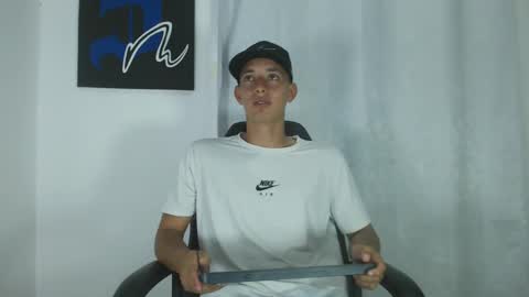 Snapshot of jake_shadow14 chatting on 02.28.25 Hi guys im new 3 online show from 02.28.25