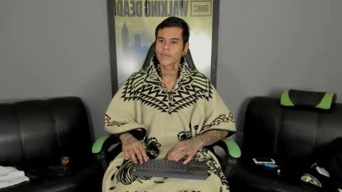 Snapshot of jamesinked_ chatting on 03.10.25 Jamesinked online show from 03.10.25