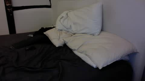 Snapshot of jamesrut1 chatting on 09.10.25 jamesrut1 online show from 09.10.25