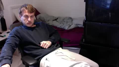 Snapshot of jamesrut1 chatting on 10.19.25 jamesrut1 online show from 10.19.25