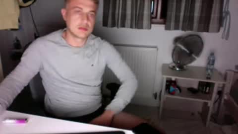 Snapshot of jamesrut1 chatting on 11.01.25 jamesrut1 online show from 11.01.25