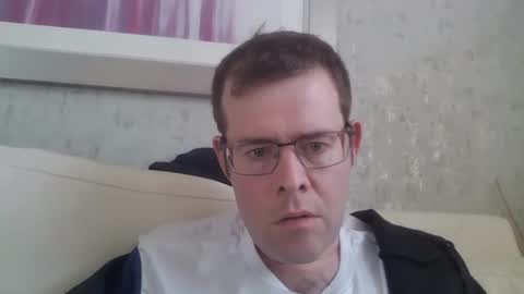 Snapshot of jamie516 chatting on 10.04.25 jamie516 online show from 10.04.25