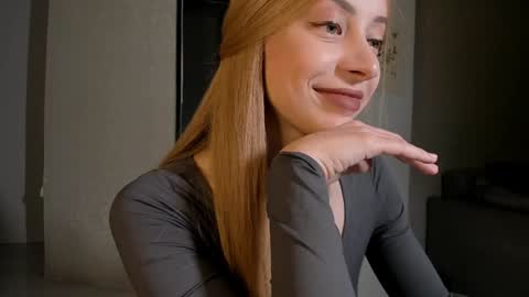 Snapshot of jane_bright chatting on 01.25.25 Jane online show from 01.25.25