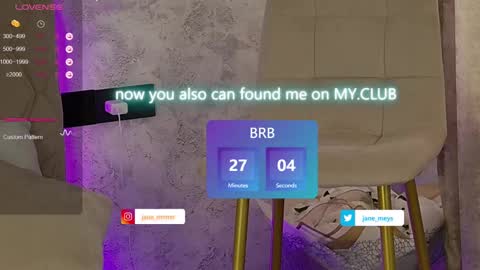 Snapshot of jane_meys chatting on 01.10.25 your kitty JANE roawww online show from 01.10.25