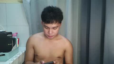 Snapshot of janenjay_1 chatting on 10.19.25 Jan 1 online show from 10.19.25