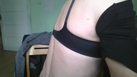 Snapshot of janexa chatting on 10.26.25 janexa online show from 10.26.25