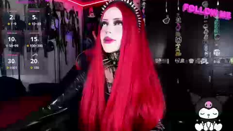 Snapshot of janna_ink chatting on 09.08.25 online show from 09.08.25