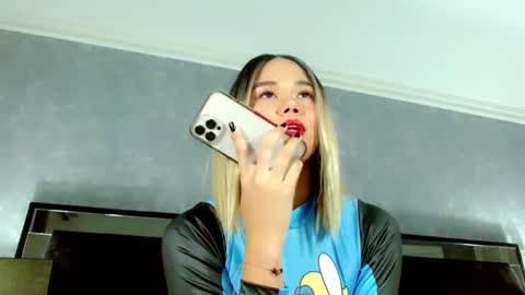 Snapshot of jasminemoore chatting on 02.07.25 Jazmin online show from 02.07.25