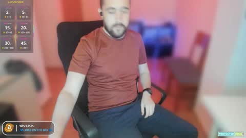 Snapshot of javierduro24 chatting on 09.28.25 javierduro24 online show from 09.28.25