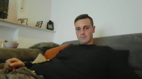 Snapshot of jayfex97 chatting on 09.22.25 jayfex97 online show from 09.22.25