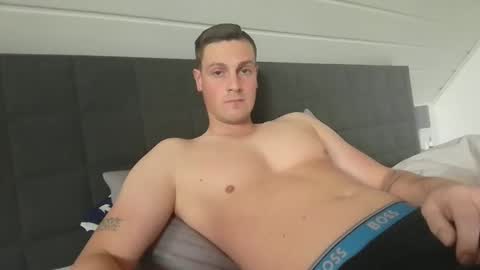 Snapshot of jayfex97 chatting on 10.19.25 jayfex97 online show from 10.19.25