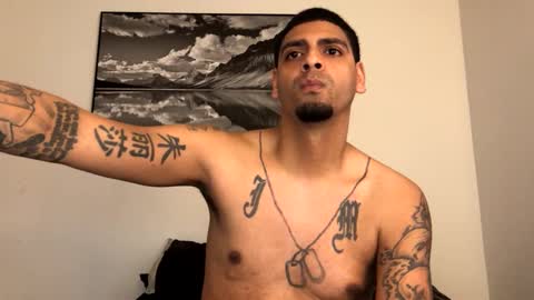 Snapshot of jaysofly89 chatting on 02.04.25 Jayfly online show from 02.04.25