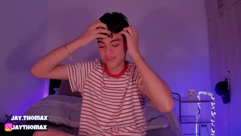 Snapshot of jaythomax chatting on 12.19.24 jaythomax online show from 12.19.24