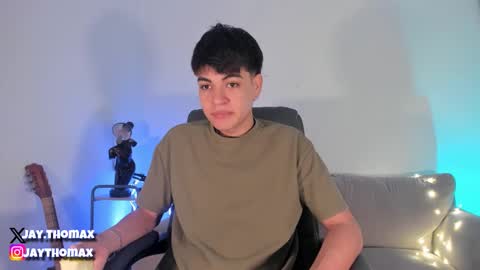 Snapshot of jaythomax chatting on 01.30.25 jaythomax online show from 01.30.25