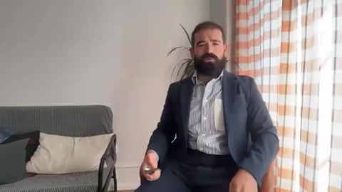 Snapshot of jbearbearbear chatting on 09.11.25 jbearbearbear online show from 09.11.25