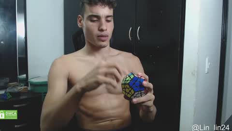 Snapshot of jbunny03 chatting on 01.07.25 Lin online show from 01.07.25