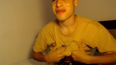 Snapshot of jbunny03 chatting on 10.18.25 Lin online show from 10.18.25