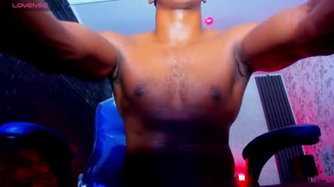 Snapshot of jd_thebaby chatting on 02.11.25 jd thebaby online show from 02.11.25