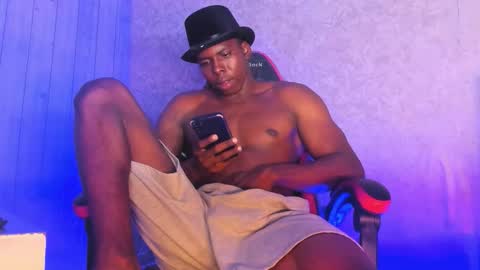 Snapshot of jd_thebaby chatting on 10.09.25 jd thebaby online show from 10.09.25