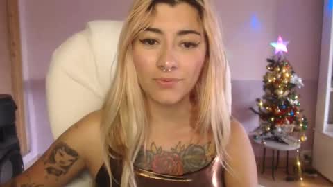 Snapshot of jean_monroe chatting on 12.13.24 Jean online show from 12.13.24