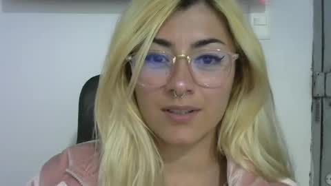 Snapshot of jean_monroe chatting on 09.20.25 Jean online show from 09.20.25