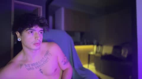 Snapshot of jeffreycoen chatting on 10.27.25 Jeffrey online show from 10.27.25