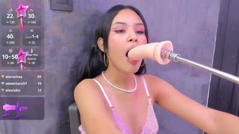 Snapshot of jess_ackerman chatting on 02.23.25 Jess online show from 02.23.25