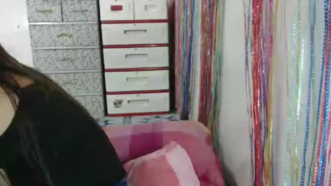 Snapshot of jessicajones_25 chatting on 12.03.24 jessicajones_25 online show from 12.03.24