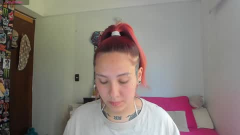 Snapshot of jessie_williams_01 chatting on 01.15.25 Your Sweet Angel online show from 01.15.25