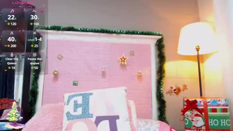 Snapshot of jessyzoe chatting on 12.16.24 Jessy online show from 12.16.24