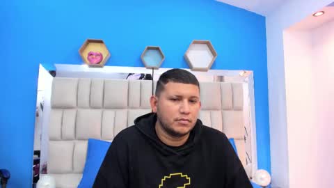 jhon_and_catalina online show from 10.21.25