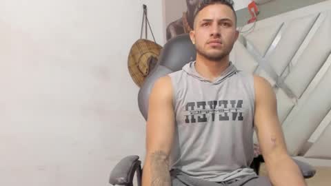 Snapshot of jhonny_flames7 chatting on 01.20.25 jhonny online show from 01.20.25