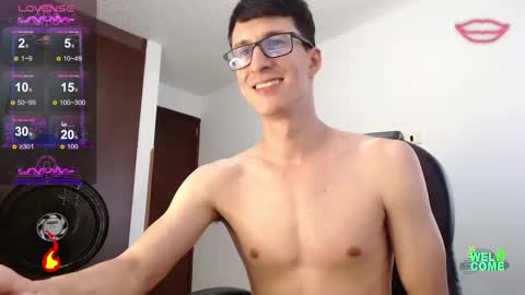 Snapshot of jhonny_hot_s chatting on 02.13.25 Jhonny independent model online show from 02.13.25