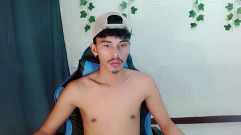 Snapshot of jim_cumxx chatting on 09.09.25 JIMBOY online show from 09.09.25