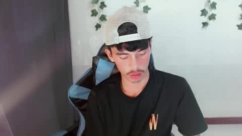 Snapshot of jim_cumxx chatting on 09.21.25 JIMBOY online show from 09.21.25