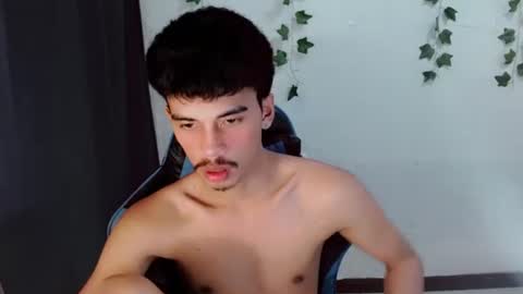 Snapshot of jim_cumxx chatting on 10.09.25 JIMBOY online show from 10.09.25