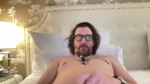 Snapshot of jimboo400 chatting on 02.11.25 jimboo400 online show from 02.11.25